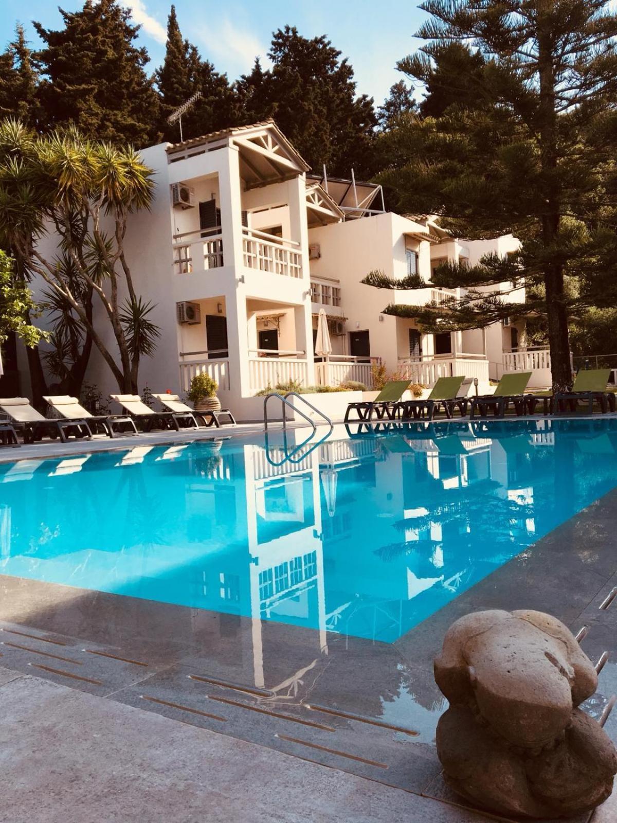 Trianon Studios Tsilivi  Dış mekan fotoğraf